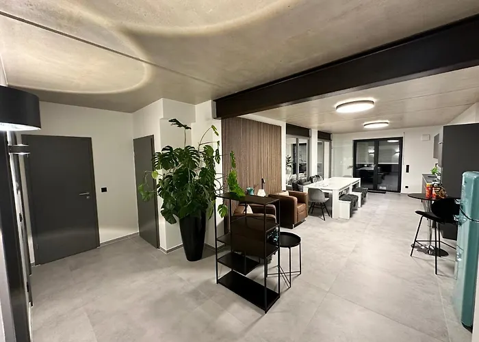 Luxurioeses Apartment Direkt Am Kanal 125 M² - Youpartments