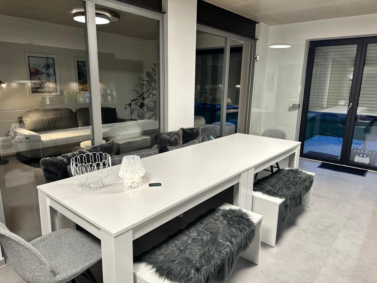 Luxurioeses Direkt Am Kanal 125 M² - Youpartments * Munster (North Rhine-Westphalia)